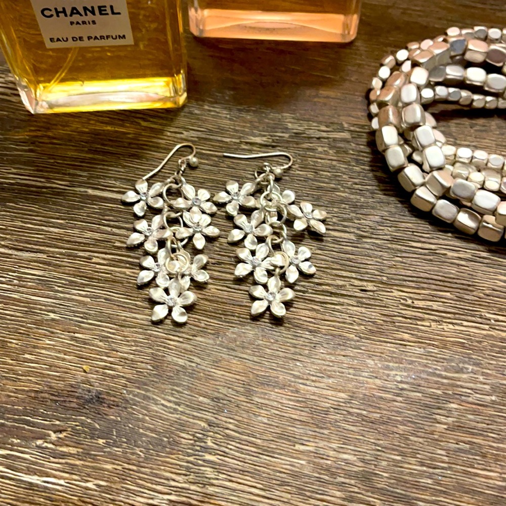 Set Silver Flower Earrings & Stack Bracelets - image 4